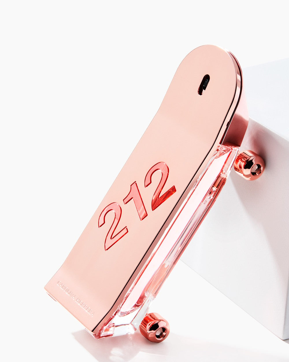 CAROLINA HERRERA - 212 Heroes For Her