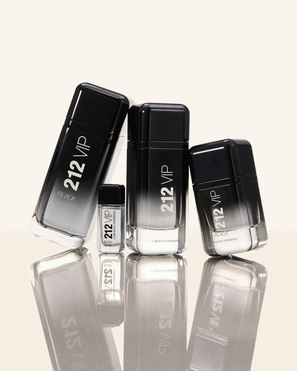 CAROLINA HERRERA - 212 VIP Black